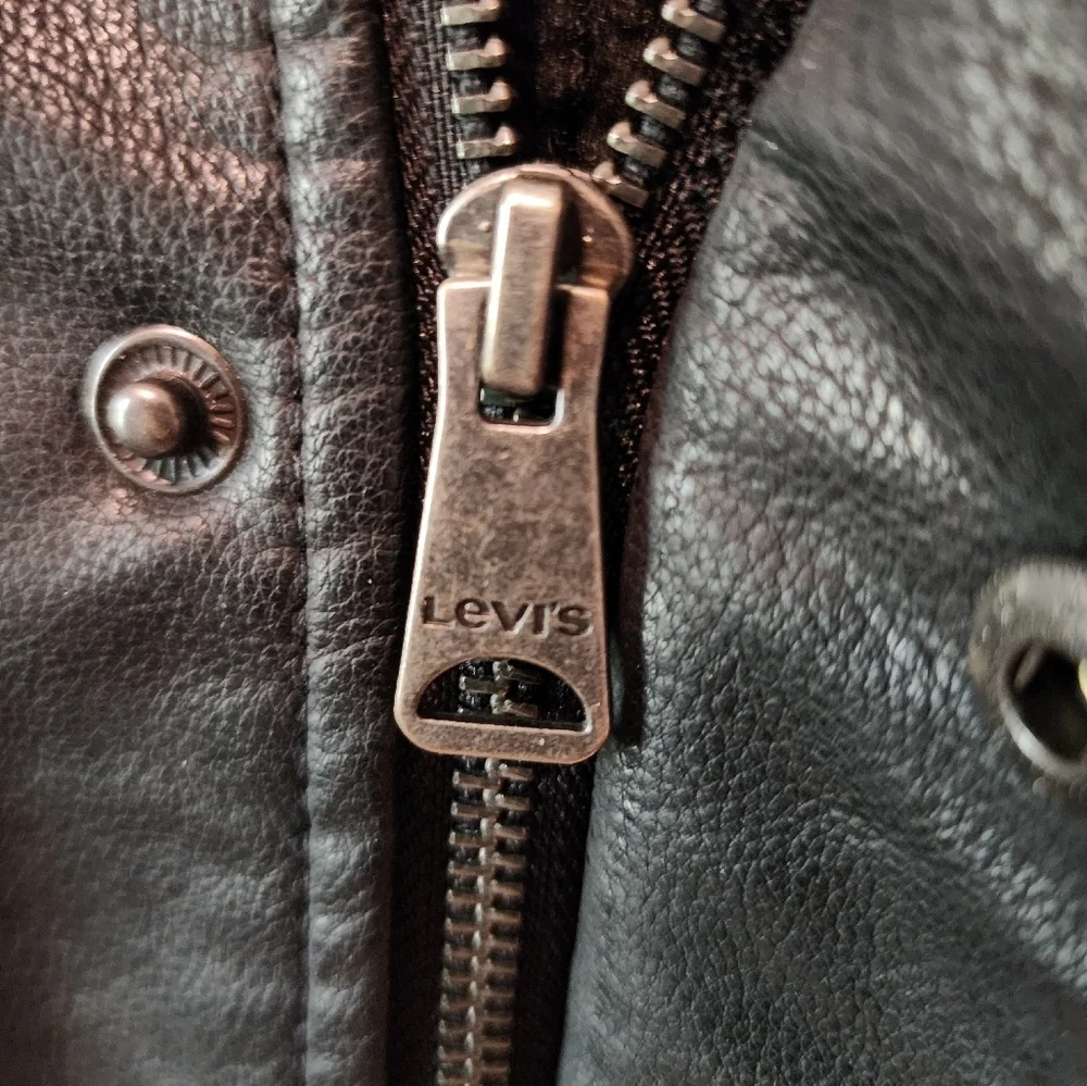 Preowned Levi's Faux leather‎ and sherpa jacket